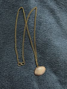Unique Shell Pendant Necklace