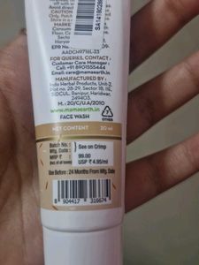 Mamaearth Vitamin C and Rice Face Duo