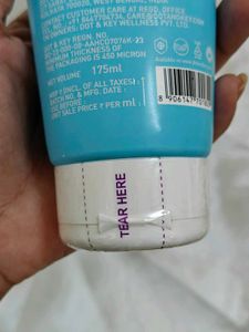 Dot &amp; Key Gentle Face Wash
