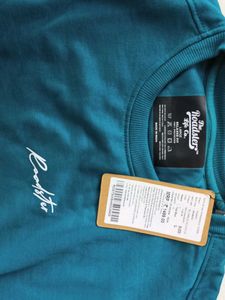 MEN SOLID SWEATSHIRT