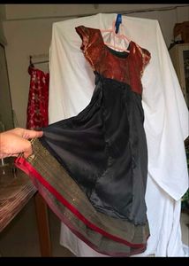 Elegant Black &amp; Gold Ethnic kurta