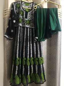 Black & Green chikenkaari  Embroidered kurta with