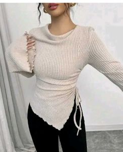 Women's trendy top 😍🍬