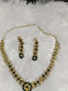 dark green ad jwellery set