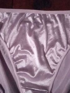 Hot Satin Pantu