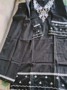 Elegant Black Kurta Set with Embroidery