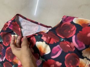 Floral Print Cropped Tank Top