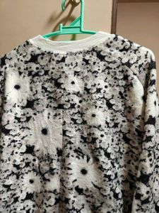 Patterned Pullover Sweater
