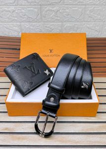 louis vuitton  Belt & Wallet Set