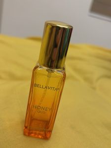empty Bellavita Honey Oud Perfume