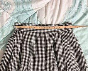 Set of 2 (Black Vest &amp; Gingham Skirt)