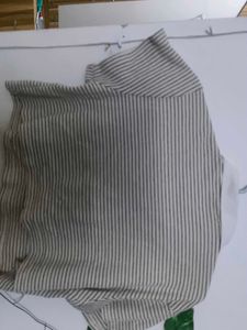 Balck and white striped crop top