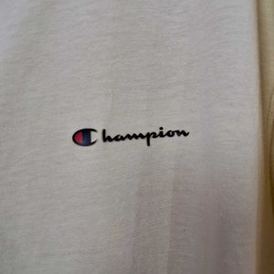 👕 | Champion Cream T-Shirt