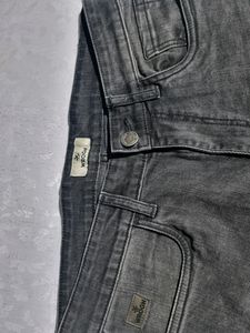 Trendy Men's Wrogn Jeans