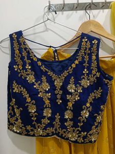 *Sale**New*Embroidered Lehenga Choli Set
