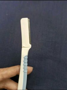 2 New Facial Razors