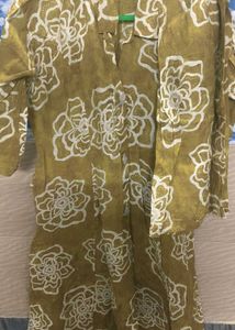 Stylish Floral Print Kurta and Pant Set