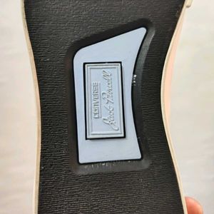 Classic Black Canvas Sneakers brand new no bill n