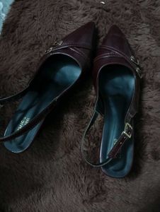 Elegant Slingback Heels