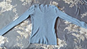 Light Blue Ribbed V-Neck Long Sleeve Top