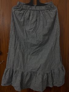 Chic Ruffle Skirt