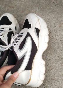 Stylish White &amp; Black Sneakers