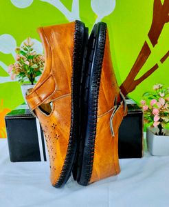 UK-10 Stylish formal sandles or loafers for men's