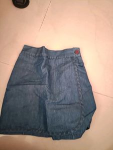 Skirt Cum Shorts With Flip
