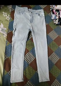 Light Wash Slim Fit Jeans