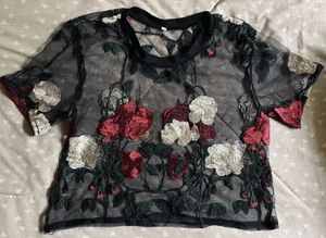 Floral Embroidered Mesh Top🖤