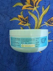 Lacto Calamine Super Light Moisturising Gel