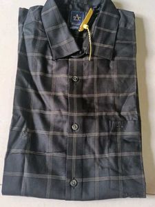 Men's Checkered Long Sleeve Shirt