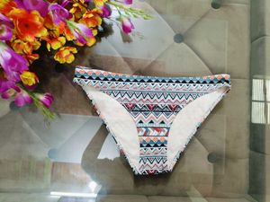 🎀Boho Tribal Print Bikini Bottoms🎀