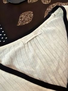 Ribbed Knit Cropped Cardigan