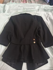 Chic Black Blazer Jacket