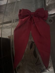 6 Floral Hair Clips and Bow