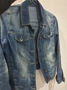 Cropped Cool Blue Denim Jacket