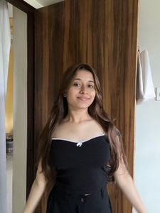Chic Black Square Neck Top