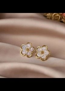 Beautiful Korean 3D Flower Stud Earring