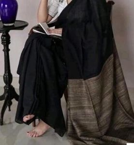 Elegant Black Saree with Textured Border