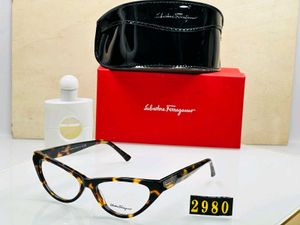 Salvatore Ferragamo Eyeglasses SHOWROOM ARTICLE*