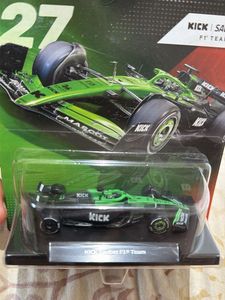 Hot Wheels F1 Premium #27 Kick SAUBER