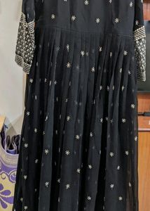 Black Faux Georgette Gown With Kalamkari Duppata