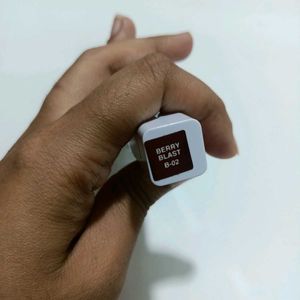 Zudio Matte Liquid Lipstick - Berry Shade