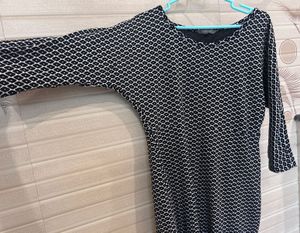 Van Heusen - black and white geometric print dress