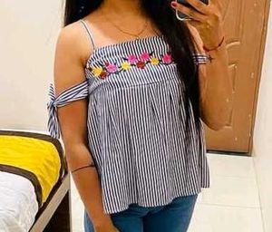 Striped Cold Shoulder Top with Embroidery 🌷