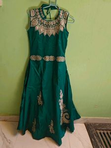 Stunning Emerald Green Ethnic Gown
