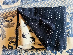 Buy-Set of 2 Scarf get one free