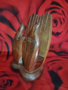Wooden Hands Phone Holder