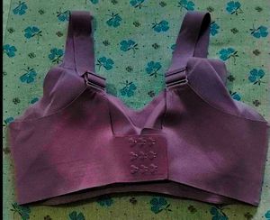 Comfortable Seamless Sports Bra